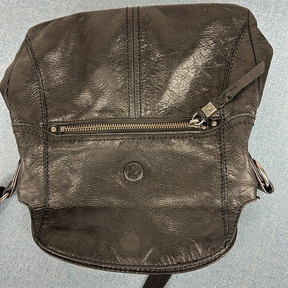 The Sak Happy & Free Leather Fold Over Crossbody Bag In Black - Picture 4 of 11